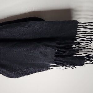 NWT 🧣plain 🖤 Style & Co. Scarf warm and cozy Polyester